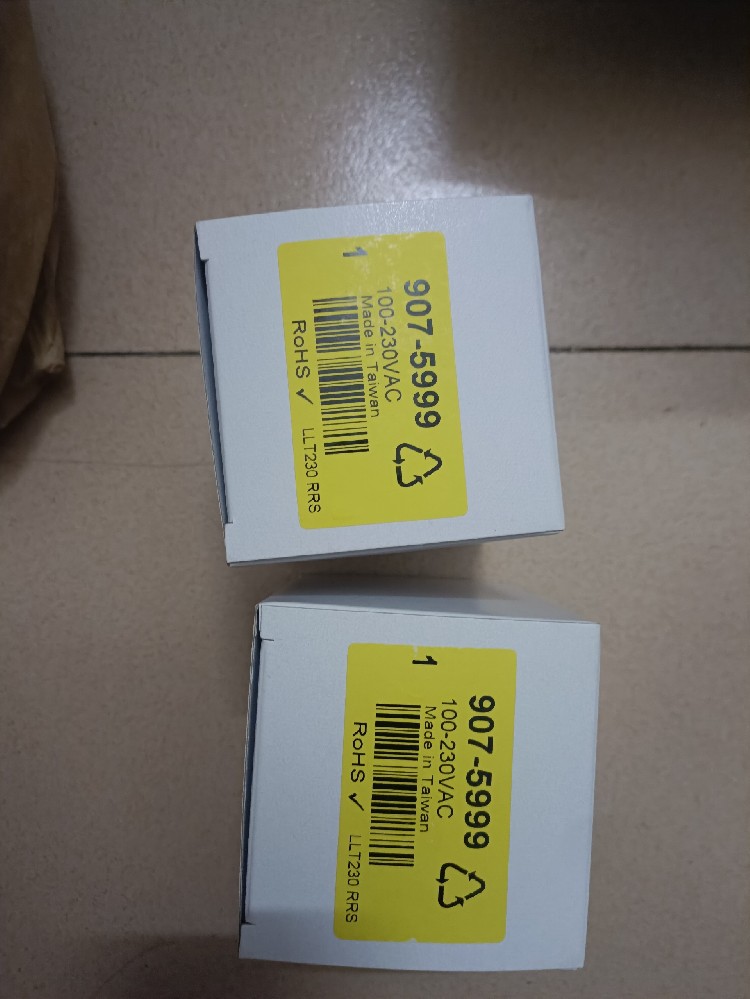 RS PRO,907-5999,闪光警示灯, 110 → 230 v 交流, 红色透镜, 黑色外壳, Φ77mm底座, IP67
