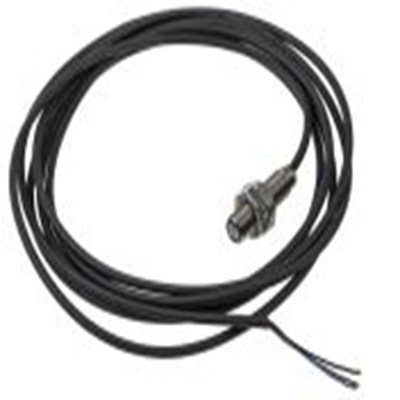 RS PRO,206-6134,电感式接近开关, 螺纹管主体, M8, 可检测2 mm, 嵌入式安装, 2m线长, IP68, 32mm