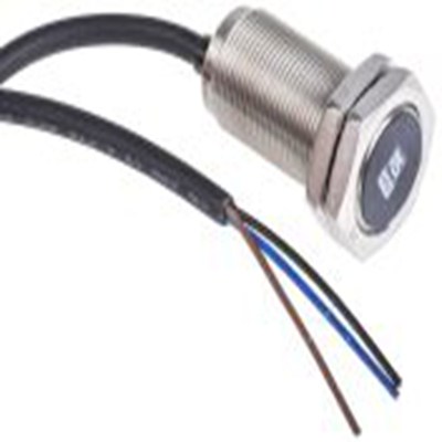 RS PRO,206-6143,电感式接近开关, 螺纹管主体, M18, 可检测8 mm, 准嵌入式安装, 2m线长, IP68, 40mm