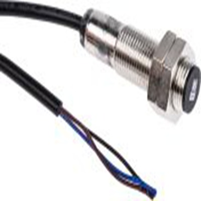 RS PRO,206-6157,电感式接近开关, 螺纹管主体, M12, 可检测4 mm, 嵌入式安装, 2m线长, IP67, 44mm