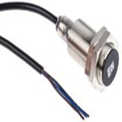 RS PRO,206-6163,电感式接近开关, 螺纹管主体, M18, 可检测8 mm, 嵌入式安装, 2m线长, IP67, 48mm