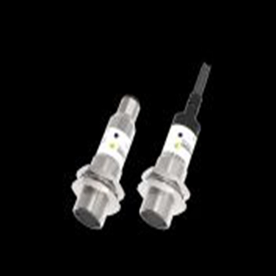 RS PRO,204-3971,漫反射光电传感器, 圆柱形, 可检测0.4 m, M12 连接器连接, PNP NO+NC输出, 红外 LED光源, 螺钉螺母