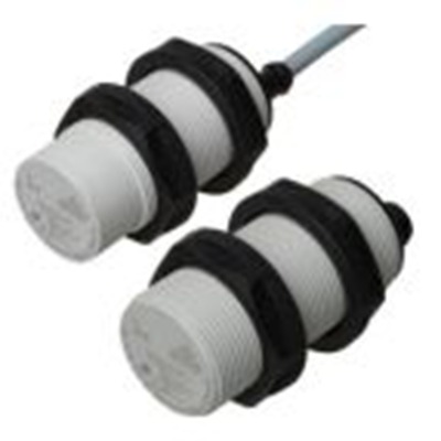 RS PRO,237-7244,电容式接近开关, 螺纹管主体, M30, 可检测25 mm, 非嵌入式安装, IP69K, 70mm