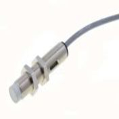 RS PRO,146-6753,电容式接近开关, 螺纹管主体, M12, 可检测4 mm, 非嵌入式安装, 2m线长, IP67, 52mm