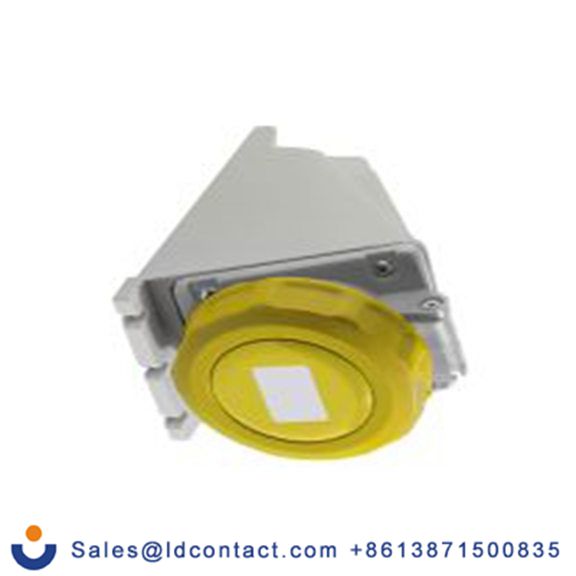 RS PRO,214-4200,16A工业连接器插座, 2P + E, 100 → 130 v, 壁挂式安装, IP67, 黄色